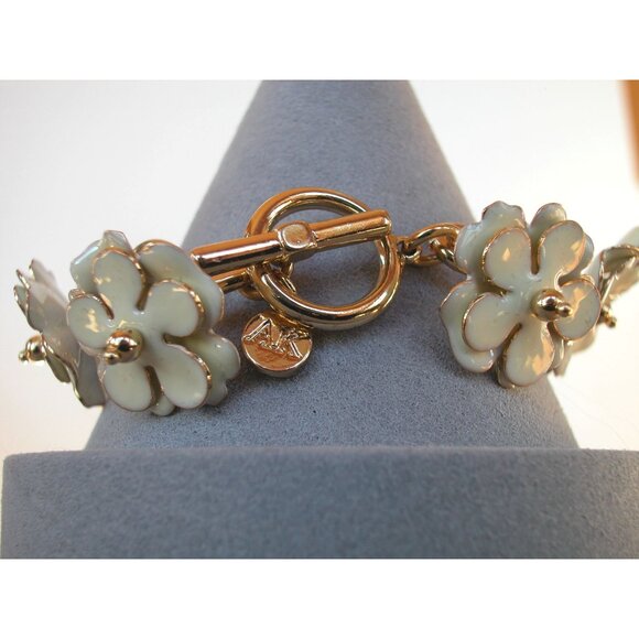 Anne Klein Gold-Tone Chain Necklace With White Floral Pendant,  Bracelet, Earrin - Picture 7 of 11